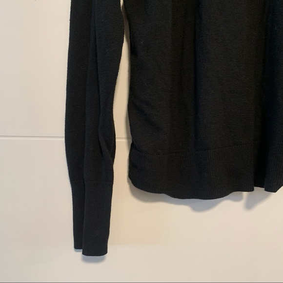 GAP | Cold Shoulder Long Sleeve - Picture 4 of 12